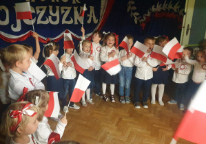 Piosenka "Flaga" wwykonaniu dzieci z grupy II "Żabki"